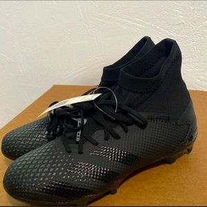 Addidas Predator Cleats Tags never removed.